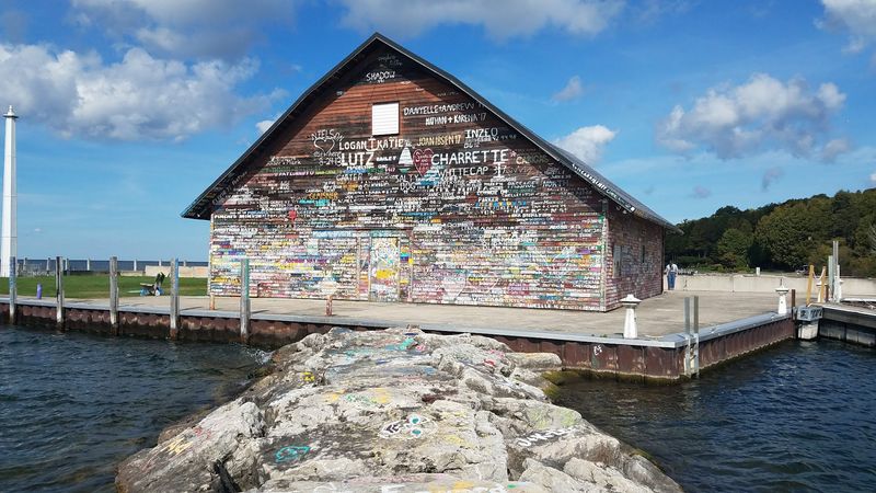 Anderson Dock And Its Famous Graffiti Tradition