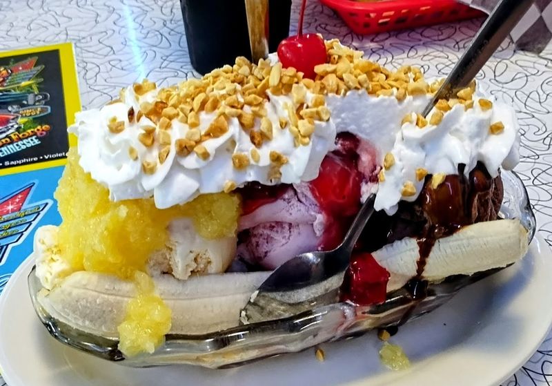 The Legendary Ultimate Banana Split That Started It All