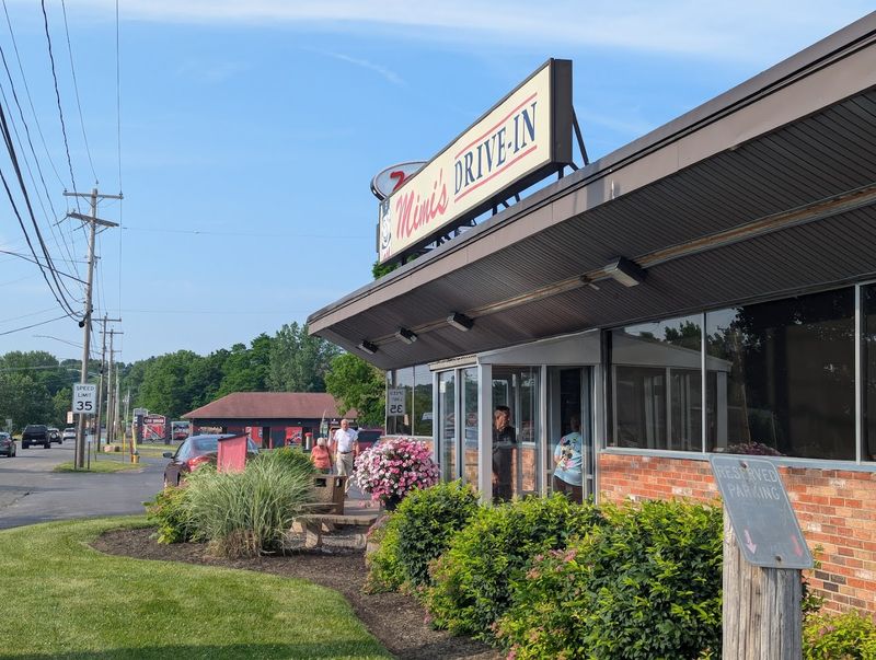 Mimi's Drive-In — Fulton (Oswego County)