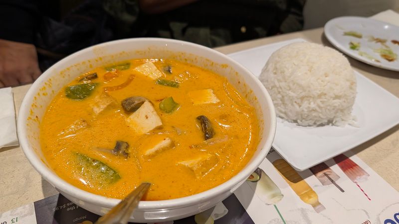 Vermicelli Bowls Loaded With Toppings And Real Flavor
