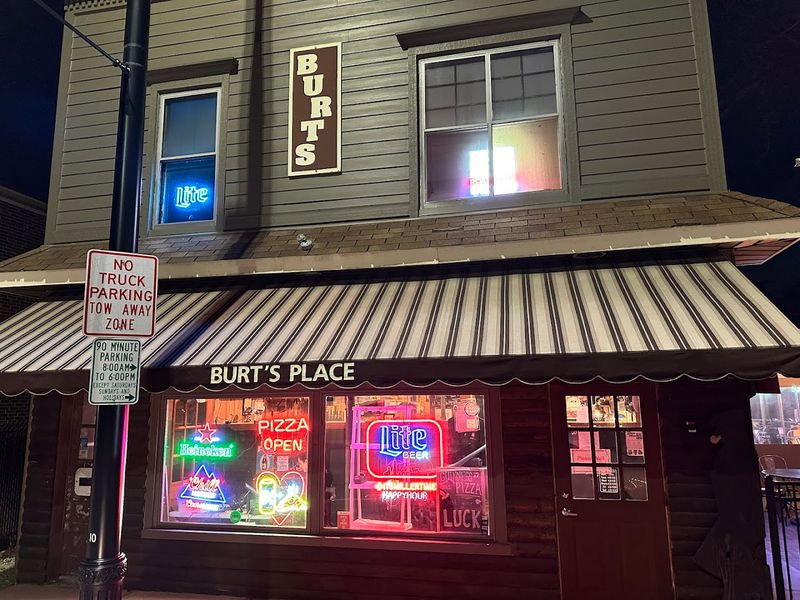 Burt's Place (Morton Grove)