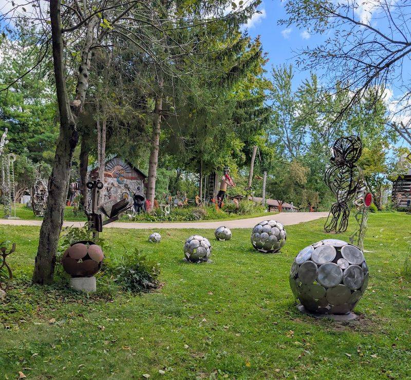 Paul Bobrowitz Spectacular Sculpture Garden (Colgate)