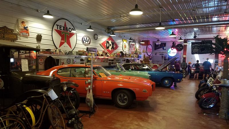 Classic American Performance Cars From The Golden Era