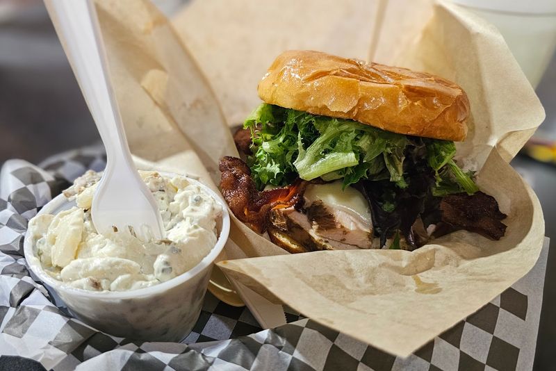 Turkey Bacon Ranch Sandwich With Homemade Sauce