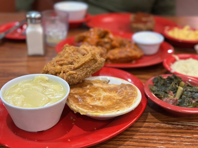 Fried Chicken That Holds Up To The Hype
