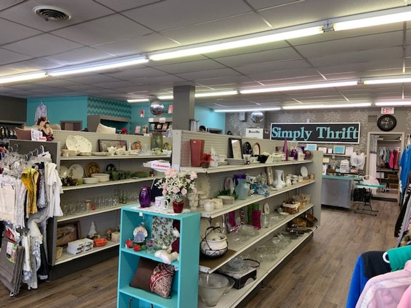 Simply Thrift (Randolph)