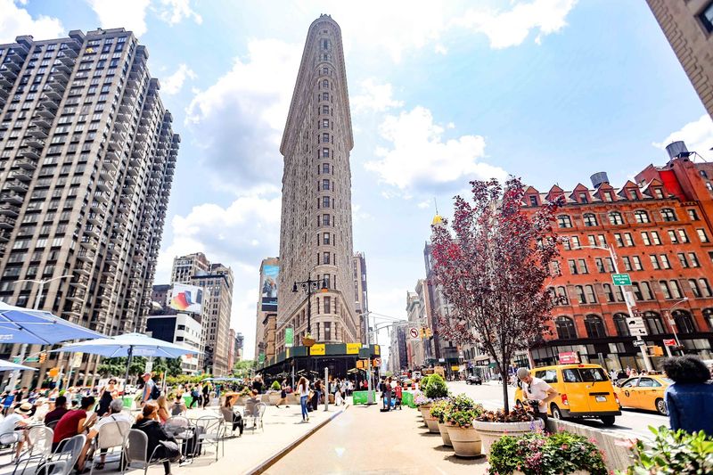 Explore Neighborhoods Like SoHo, Flatiron And Greenwich Village