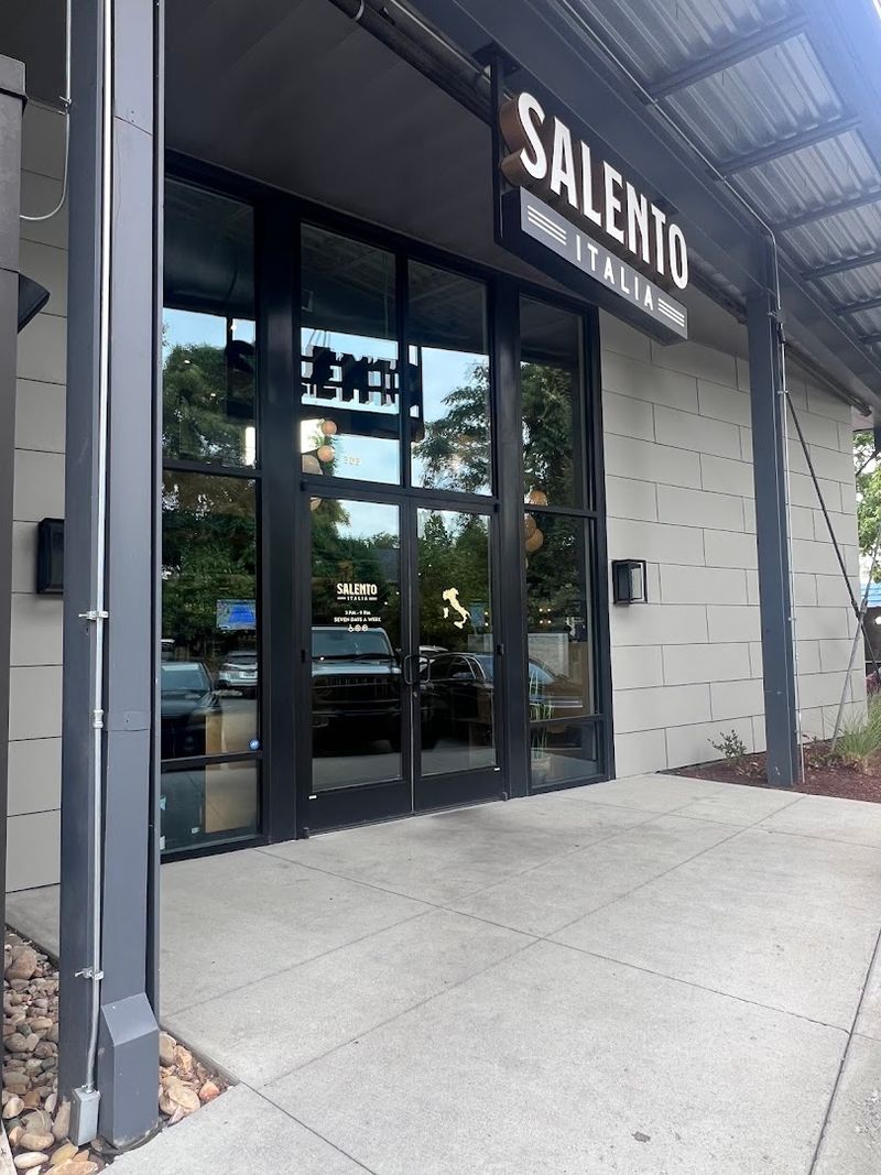 Chicken Marsala That Holds Its Own