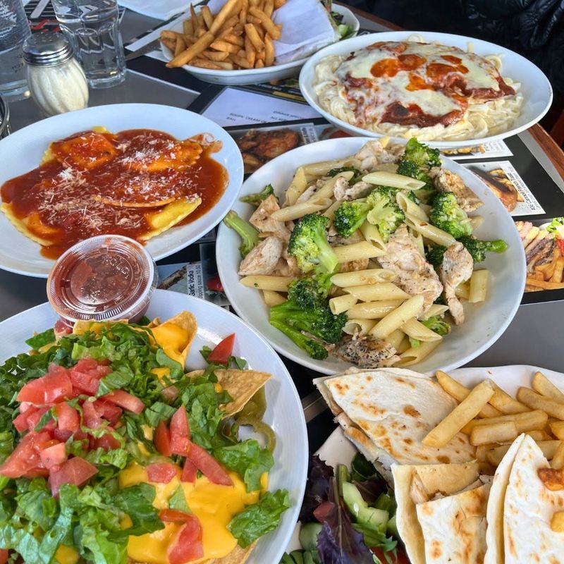 Lunch Options That Treat Midday Meals With Proper Respect