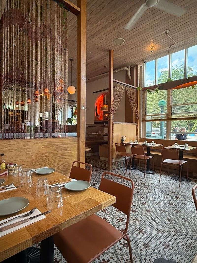 Even Committed Meat-Eaters Are Walking Out Thoroughly Impressed