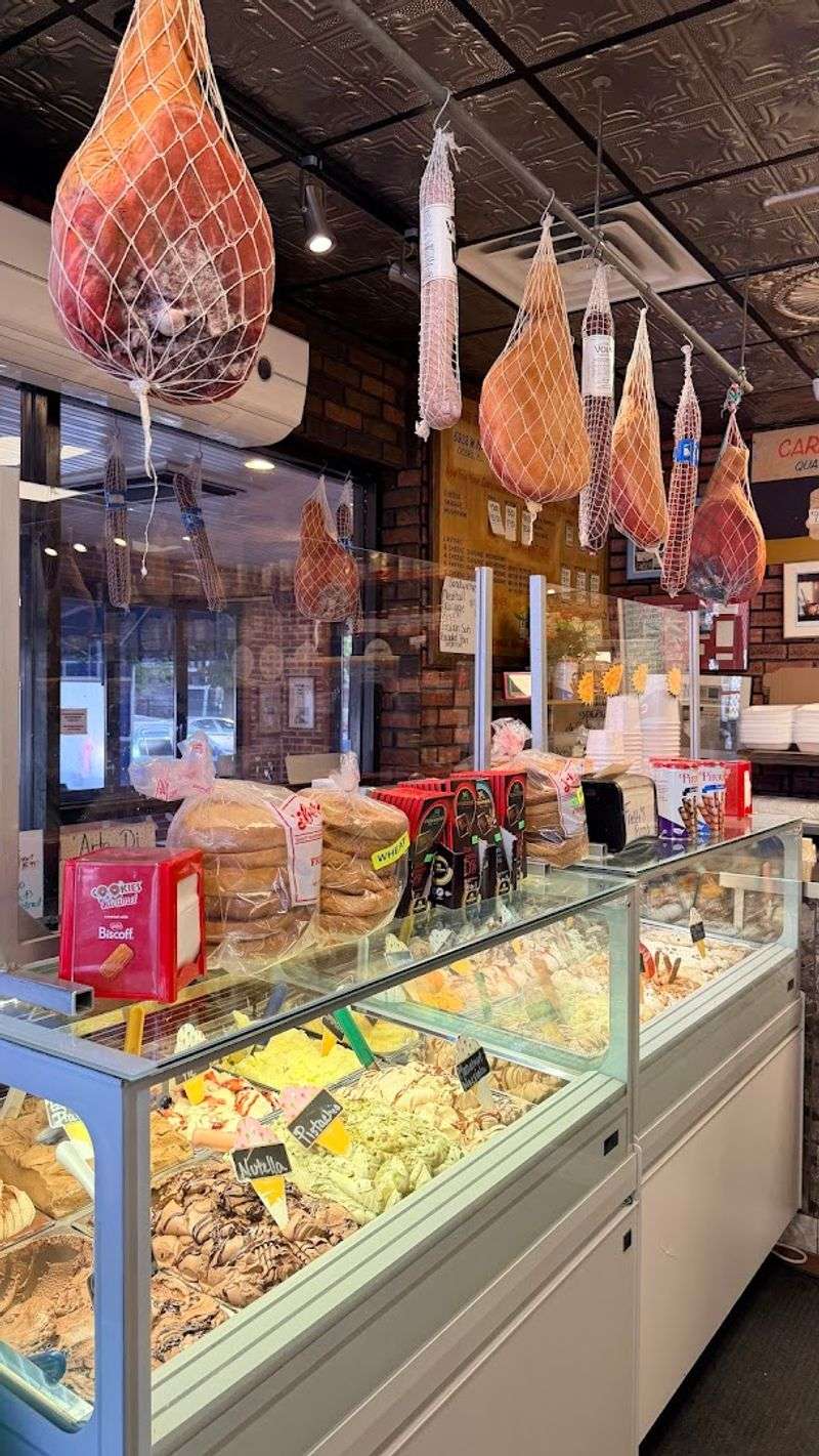 A Small Counter-Service Spot With Big Portions