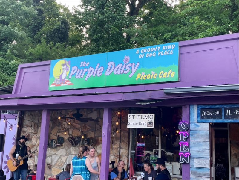 The Purple Daisy Picnic Cafe, Chattanooga