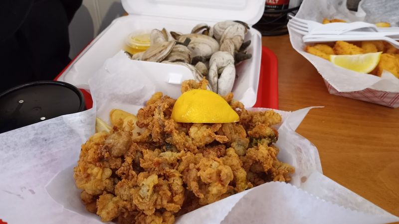 A Favourite Stop For Fried Seafood Lovers