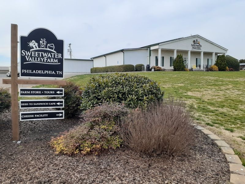 Sweetwater Valley Farm, Philadelphia, TN