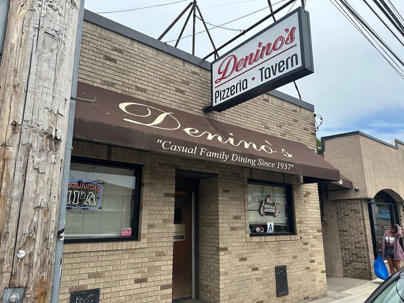 Denino's Pizzeria & Tavern
