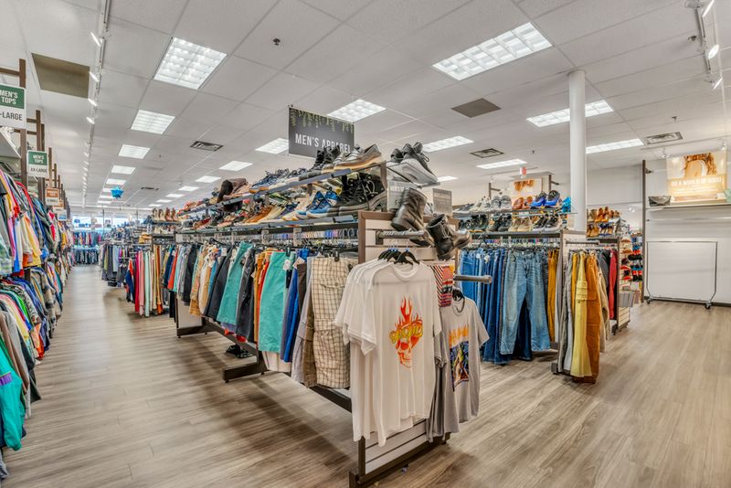 Uptown Cheapskate Green Bay (Green Bay)