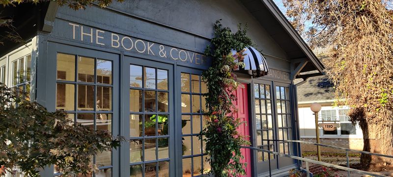 The North Shore Location That Rewards A Slow Walk