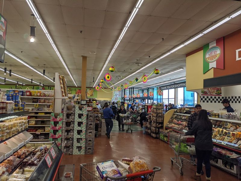 Giunta's Meat Farms Bohemia