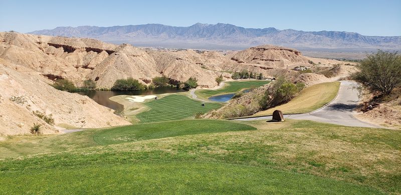 Golf Courses With Stunning Desert Views