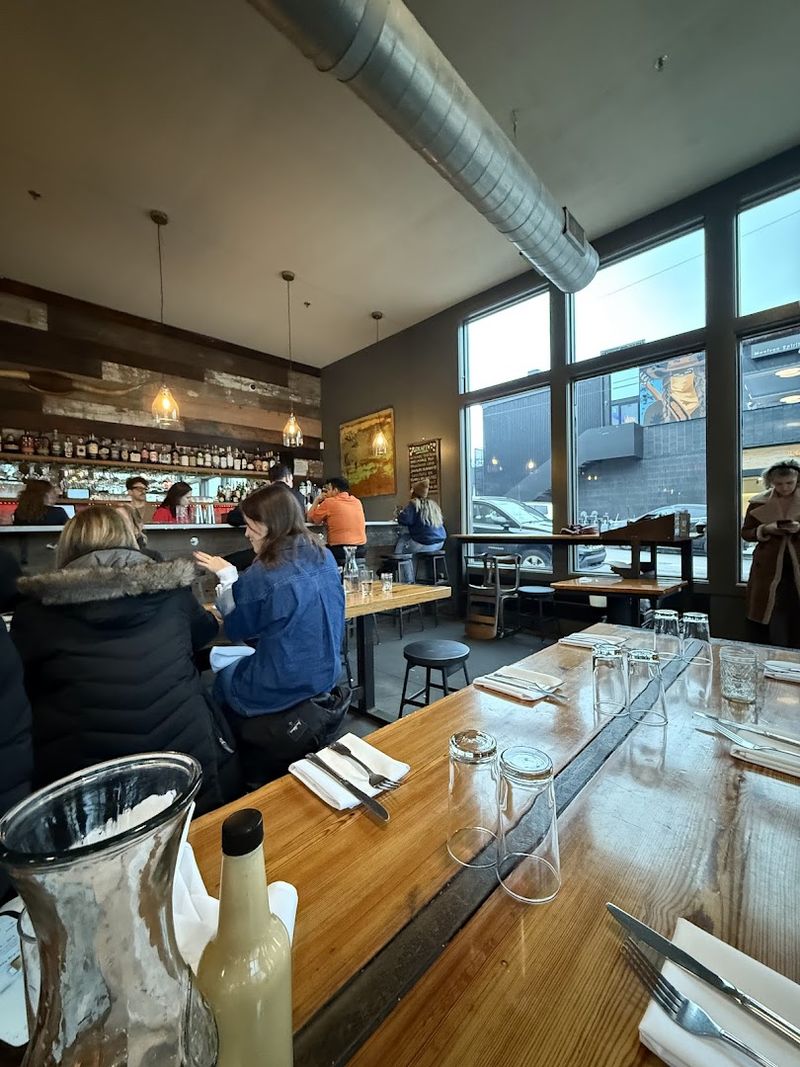 The Atmosphere That Makes You Want To Stay Longer