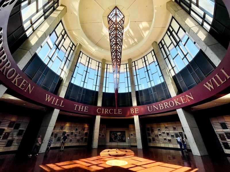 Country Music Hall Of Fame And Museum