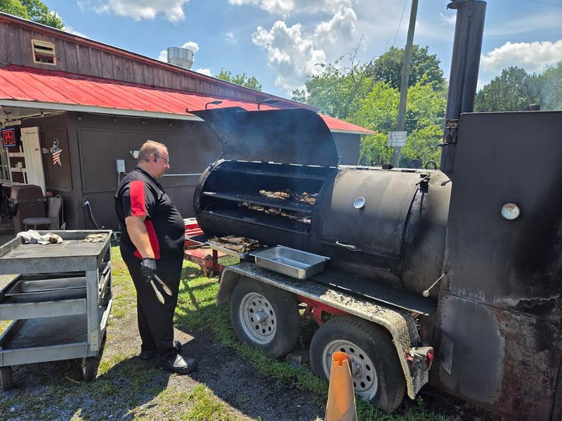 Bloomin' BBQ & Bluegrass, Sevierville