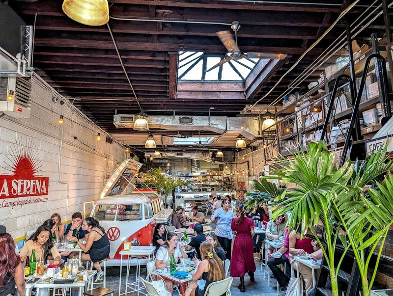 Fresh Tortillas And Flavors That Taste Like Someone Actually Cared