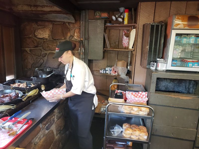 A Southern Buffet Experience That Stands On Its Own