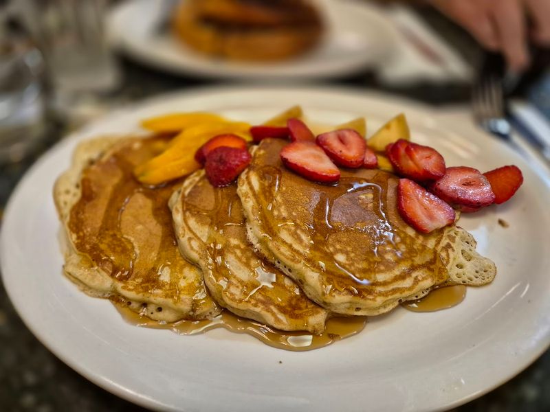 Lemon Ricotta Pancakes: The Dish That Makes People Forget They Had Other Plans