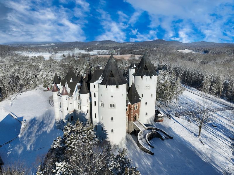 Castle Gwynn, Arrington