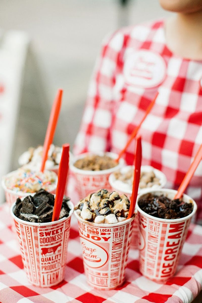 Soft Serve Flavors That Rotate And Surprise