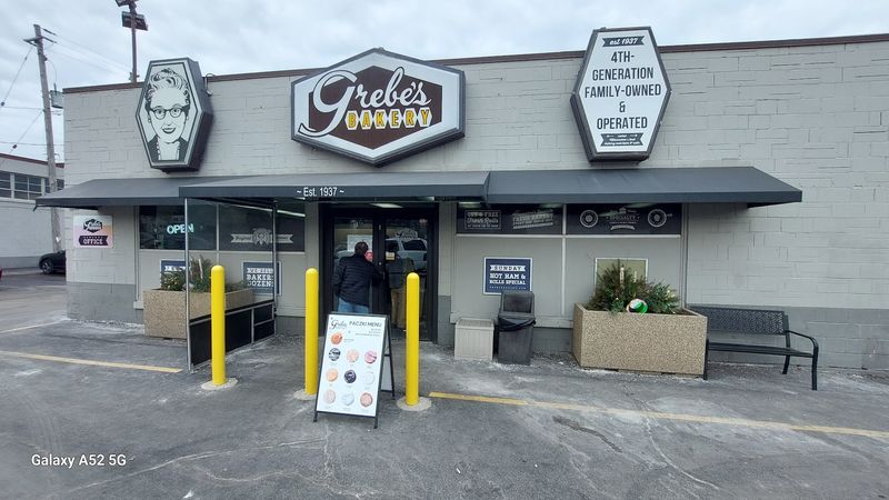 A Long-Running Family Bakery In West Allis