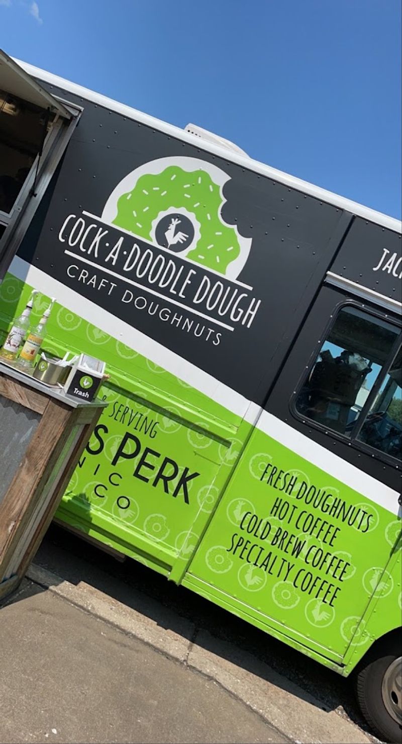 Homemade Donuts And The Food Trucks Worth Waking Up For