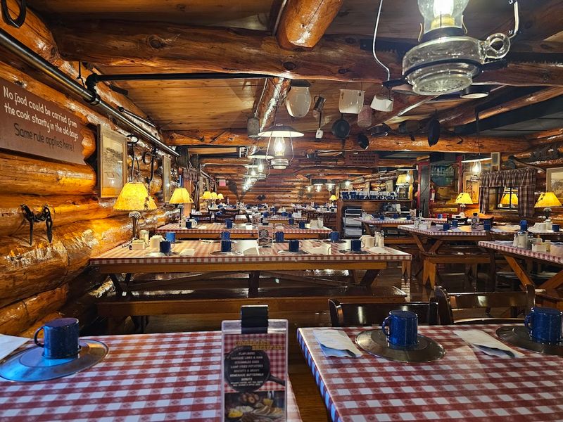 Rustic Logging Camp Decor That Sets The Scene