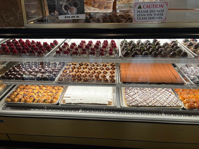 Practical Tips For Getting The Most Out Of Your Visit To Veniero's