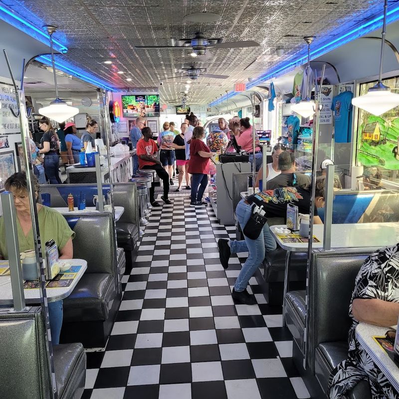 A Retro 1950s Atmosphere That Sets The Mood Before The Food Arrives