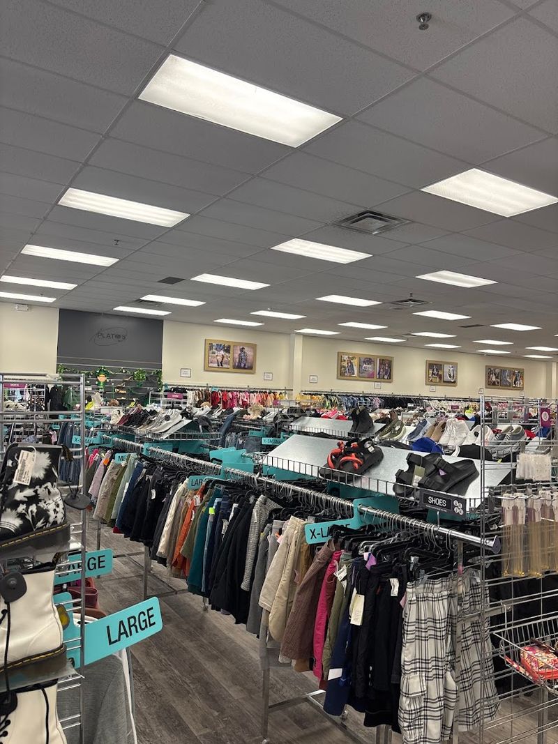Plato's Closet (Fishers)