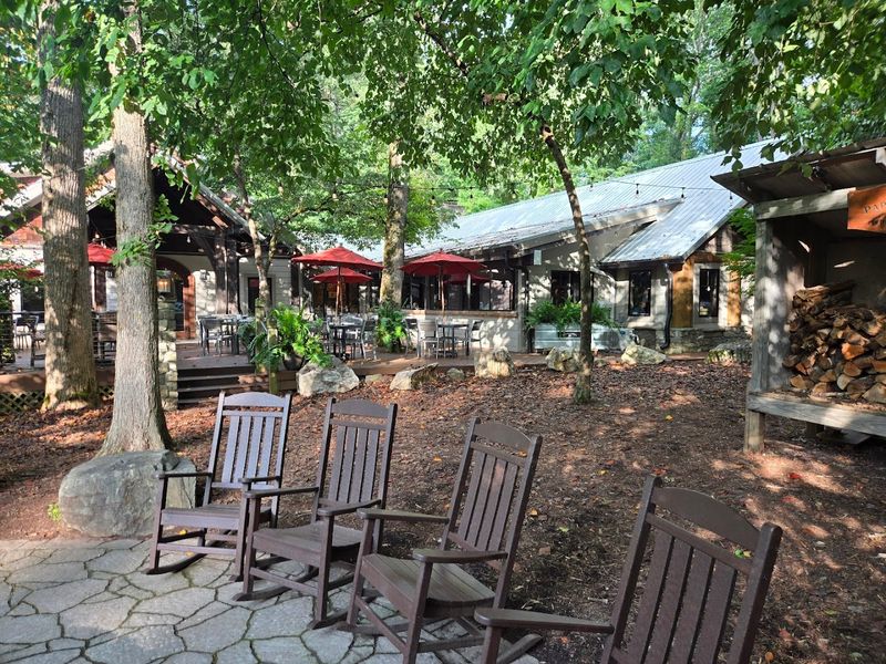 Dancing Bear Appalachian Bistro, Townsend