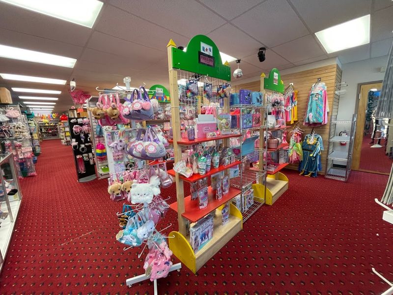 Arts And Crafts Supplies For The Young And The Restless Creative