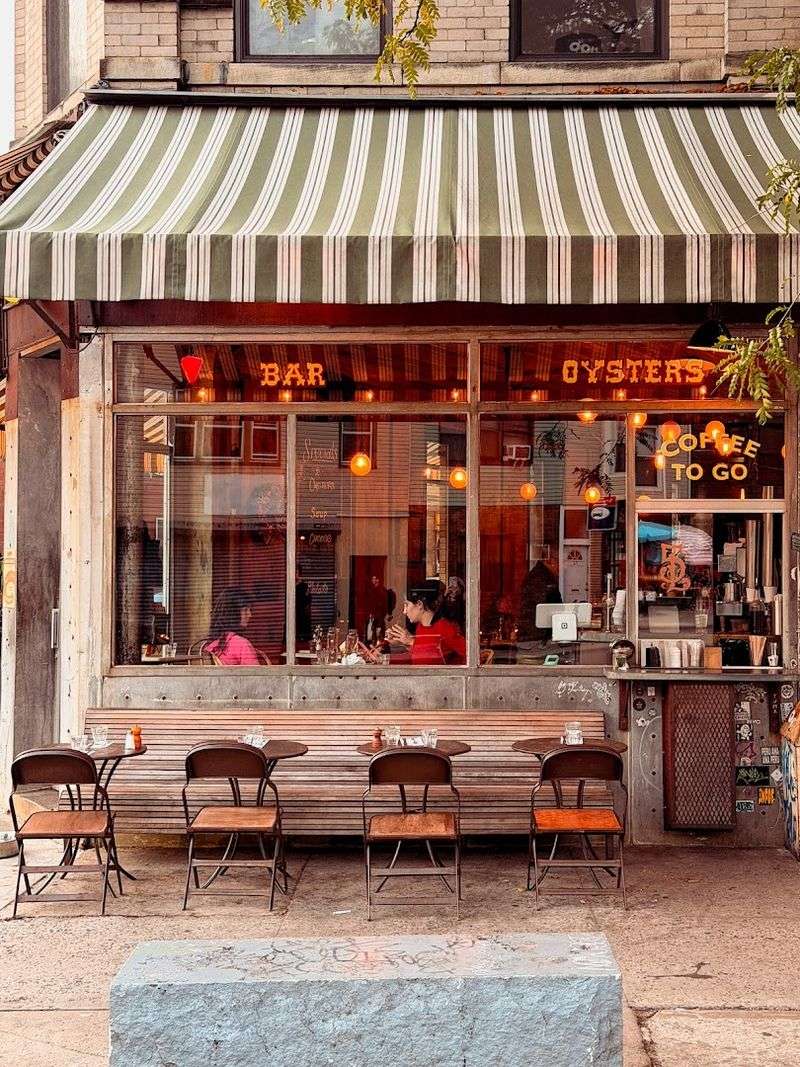 The Five Leaves Burger That Became A Brooklyn Legend