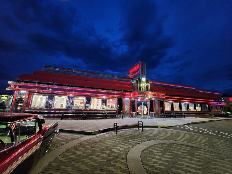 The Jukebox And Music That Set The Mood
