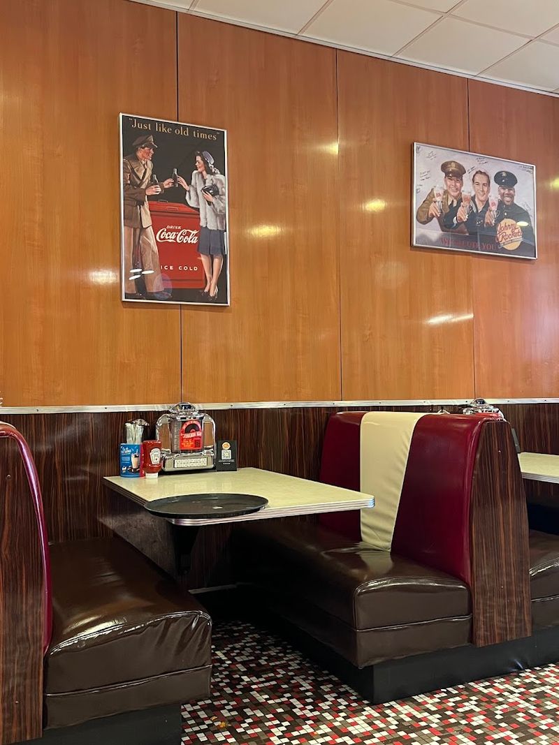 A Retro Atmosphere That Instantly Transports You Back In Time