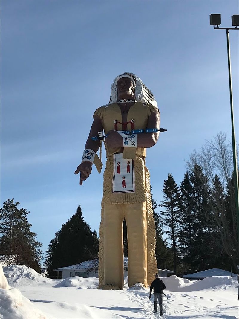 Why This Roadside Attraction Continues To Fascinate Visitors Decades Later