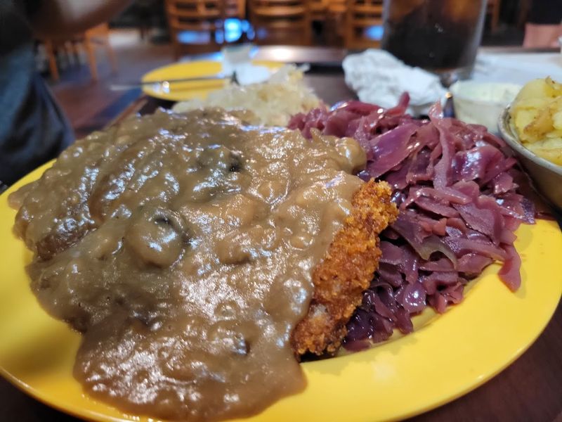 The Jager Schnitzel That Stops People Mid-Bite