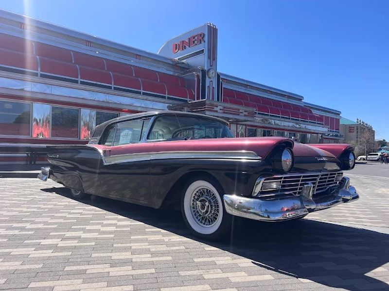 The Location And Practical Visit Details