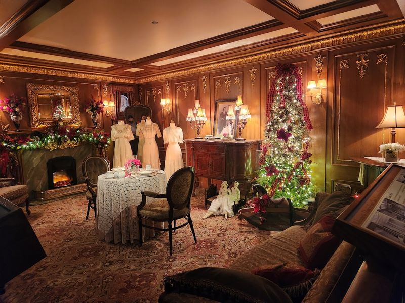 First Class Versus Third Class: A Study In Contrast