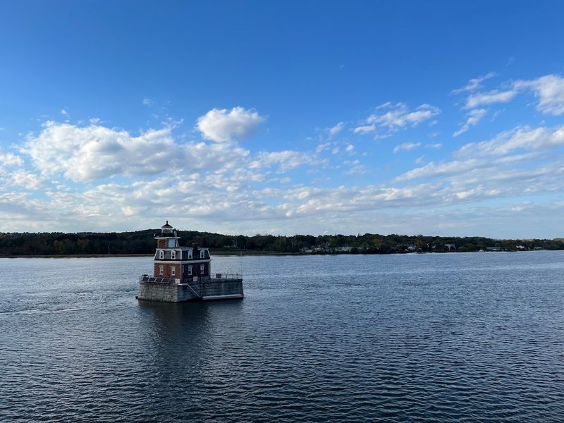 Hudson Athens Lighthouse Boat Tour — Hudson River