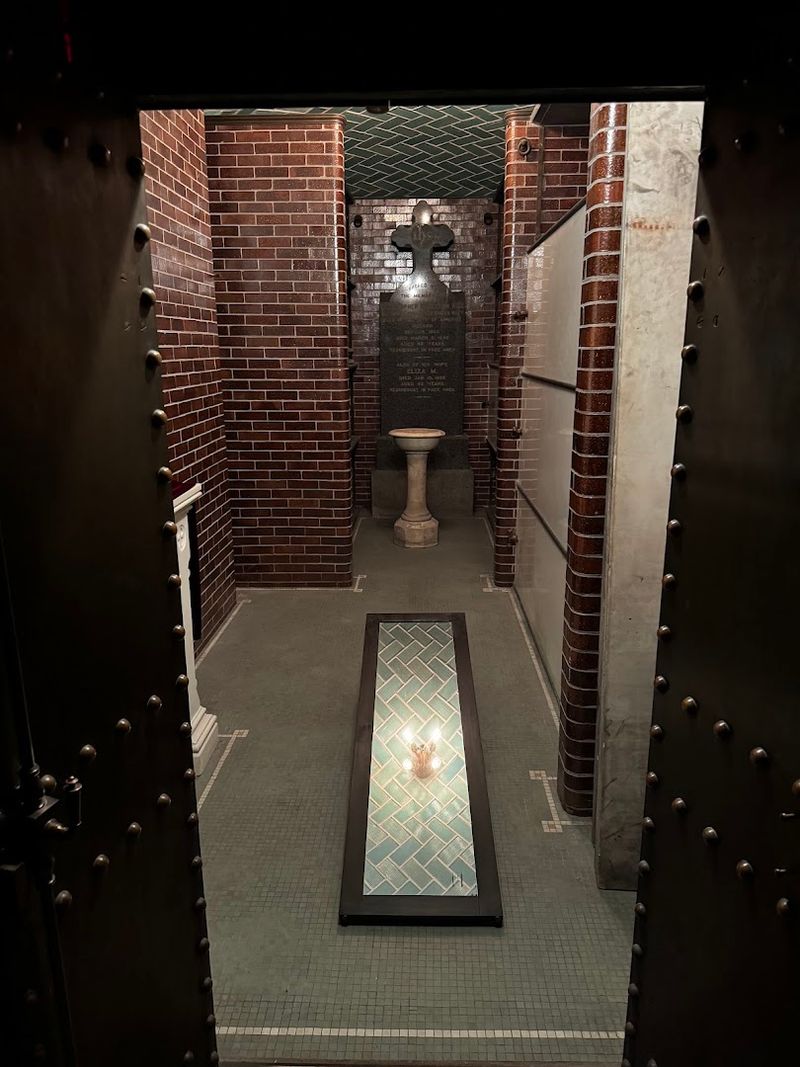 The Catacombs Of Old St. Patrick's Cathedral (Manhattan)