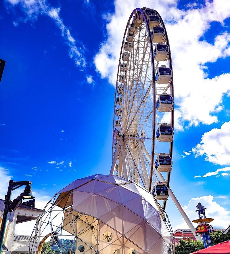 The Great Smoky Mountain Wheel