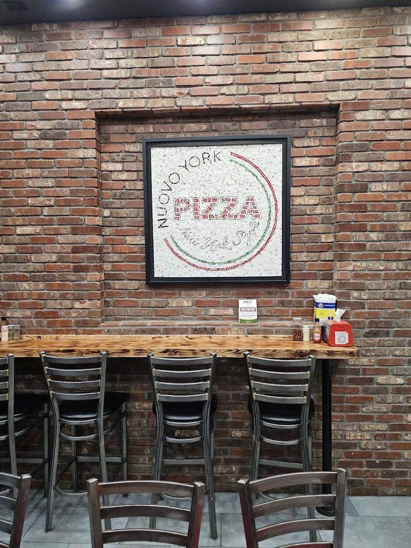 The Kind Of Pizza That Makes You Rethink Everything You Thought You Knew